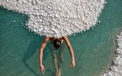 Embracing the Miraculous: Unlocking the Healing Powers of Dead Sea Salt